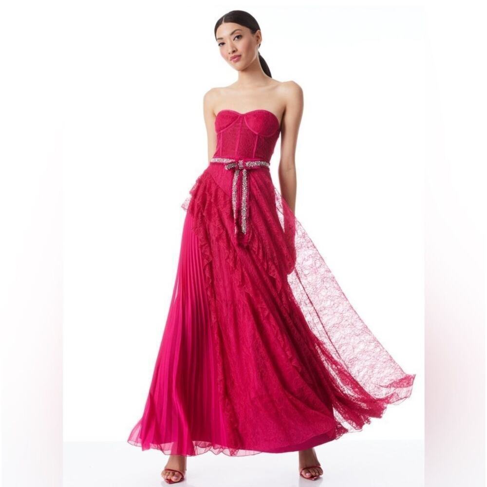 Alice + Olivia Bree hot pink lace ruffle gown size 2